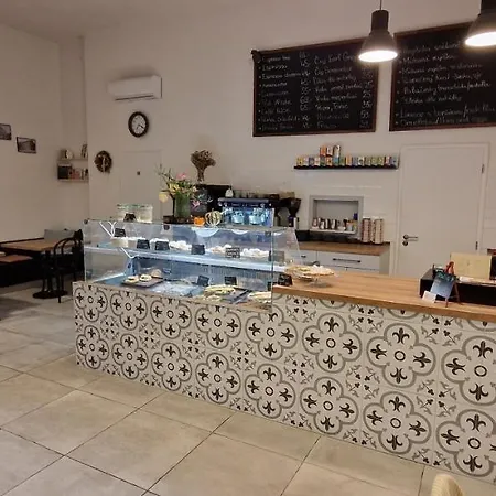 Apartmany Na Trojce Zatec  Exterior photo