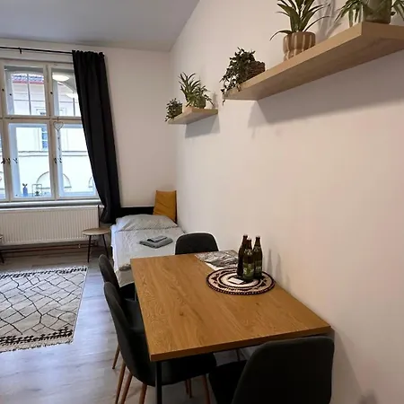 Apartmany Na Trojce Zatec  Exterior photo